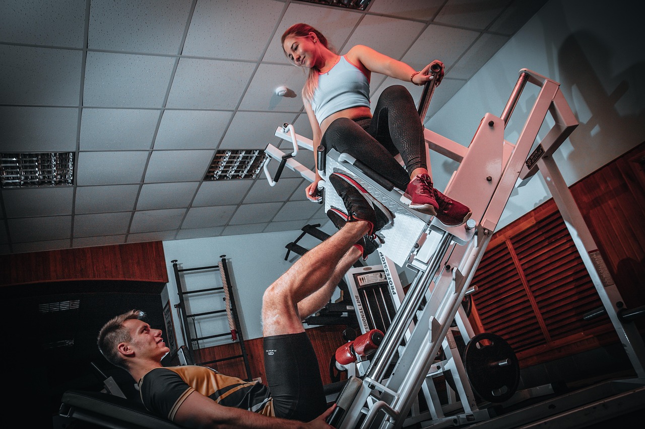 The Best Resistance Training Exercises for Seniors to Build Muscle